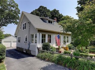 74 Rogers Ave, Riverside, RI 02915