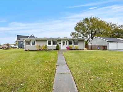 1085 E Park Rd, Grand Island, NY, 14072