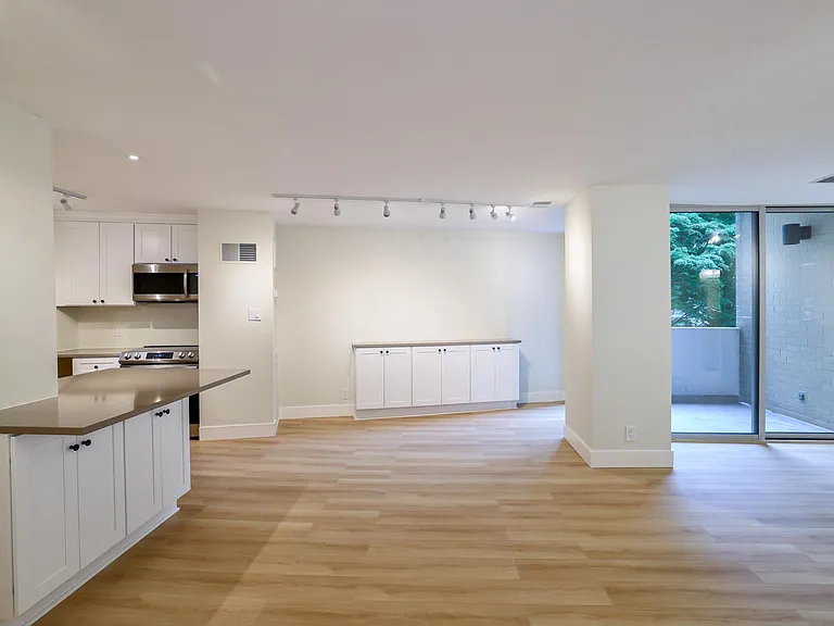 4601 N Park Ave #110 — Photo 8