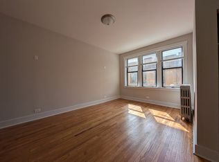 1540 N Kedzie Blvd #3M, Chicago, IL 60647