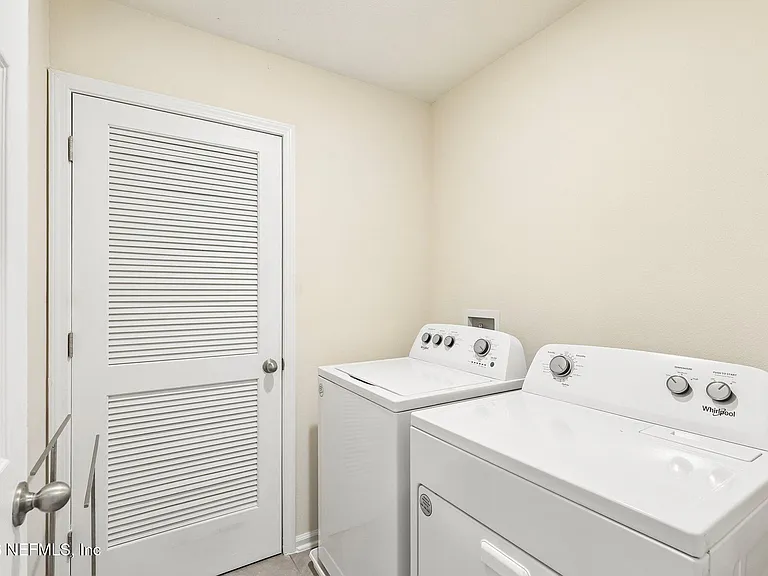 593 Coastline Way — Photo 21