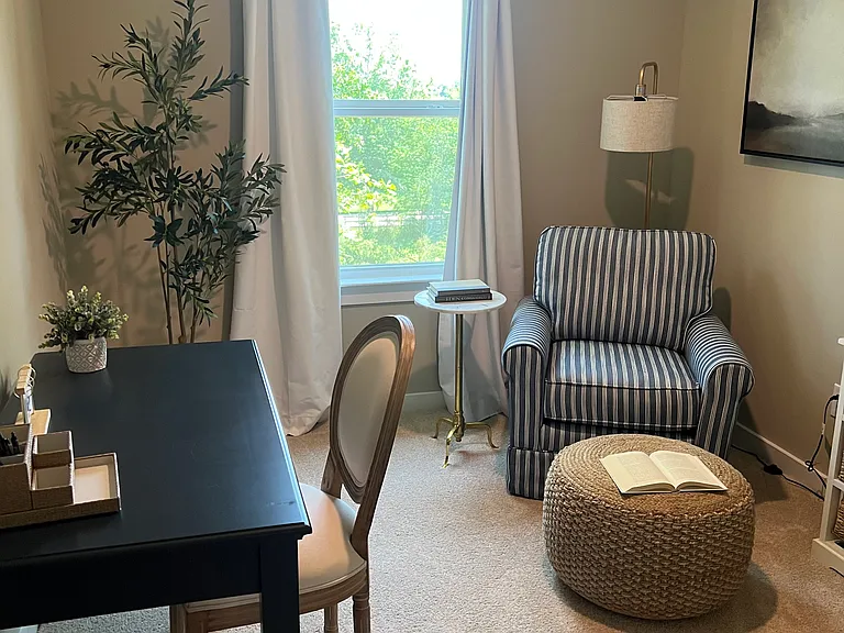 4214 Belcourt Ln NE — Photo 15