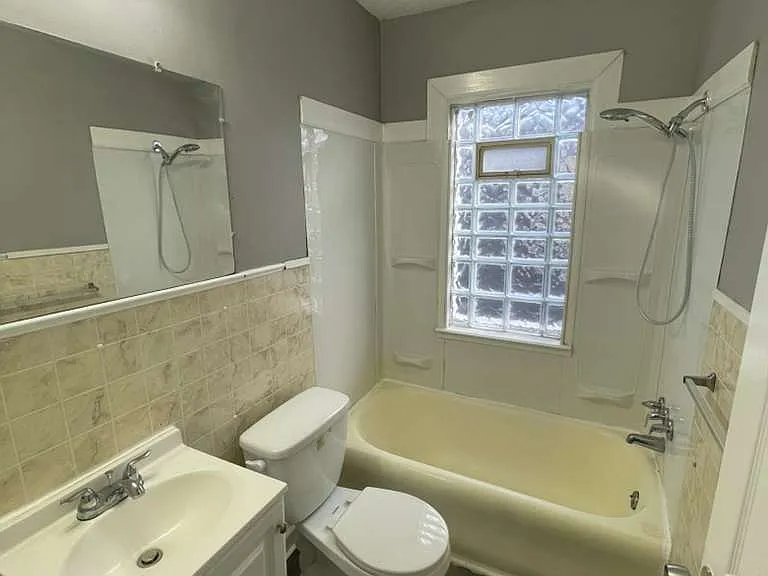 15855 Sorrento St — Photo 13
