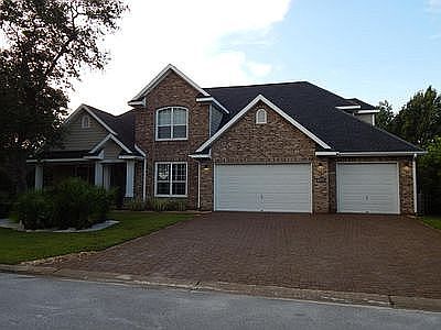 2nd image of 4399 Windrush Dr