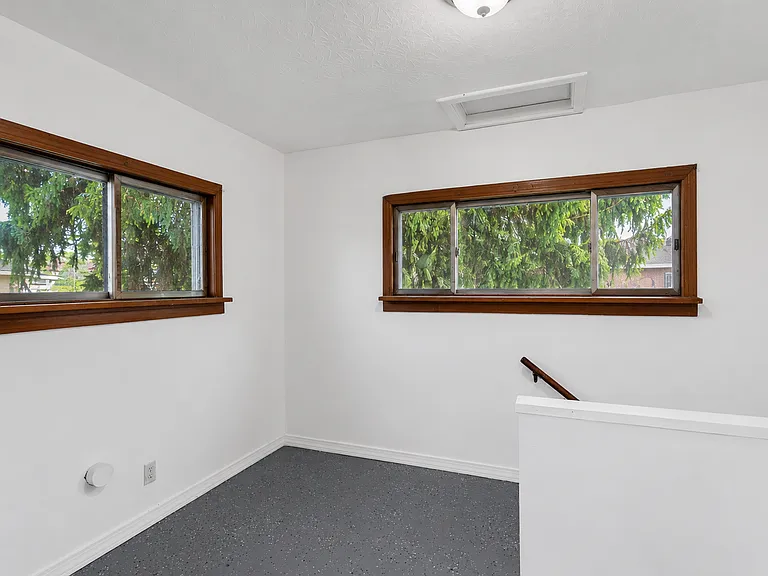 2232 Youngstown Poland Rd — Photo 3
