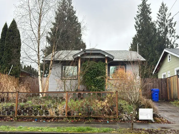 244 NE Buffalo St, Portland, OR 97211