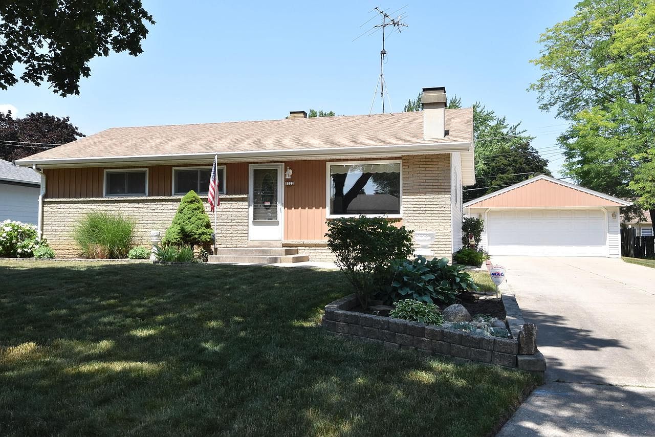 3322 West Green AVENUE, Milwaukee, WI 53221 Zillow