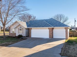 410 E Halsey St, Republic, MO 65738