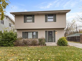 3202 Meachem Rd, Racine, WI 53406