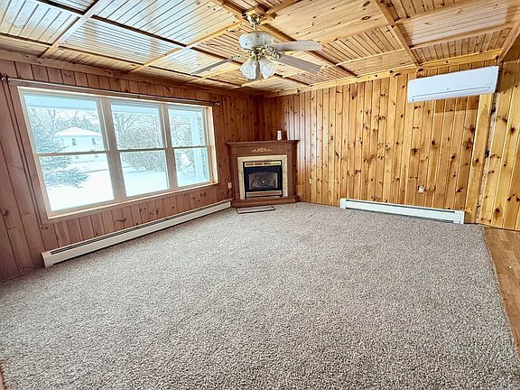 2nd image of 251 Campbell Rd