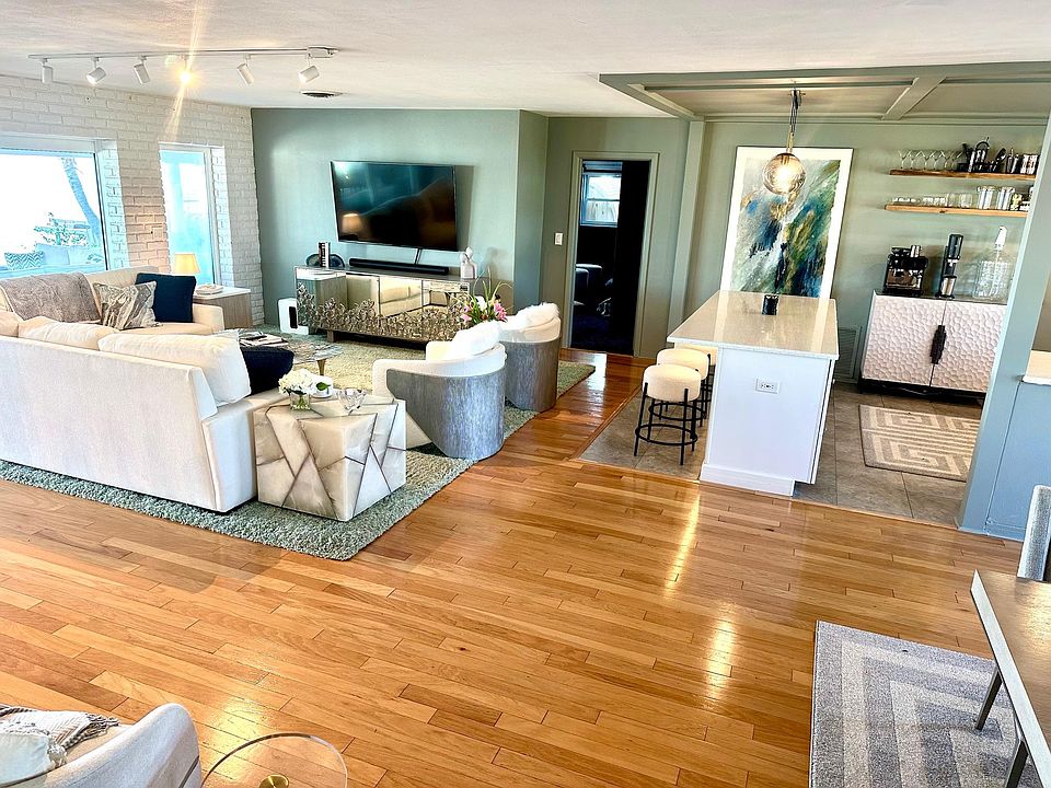 3750 Coquina Key Dr SE, Saint Petersburg, FL 33705 Zillow