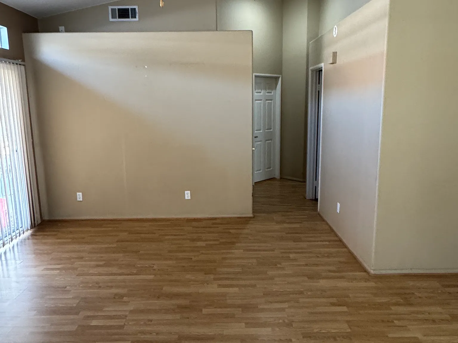 3800 Florence St — Photo 3