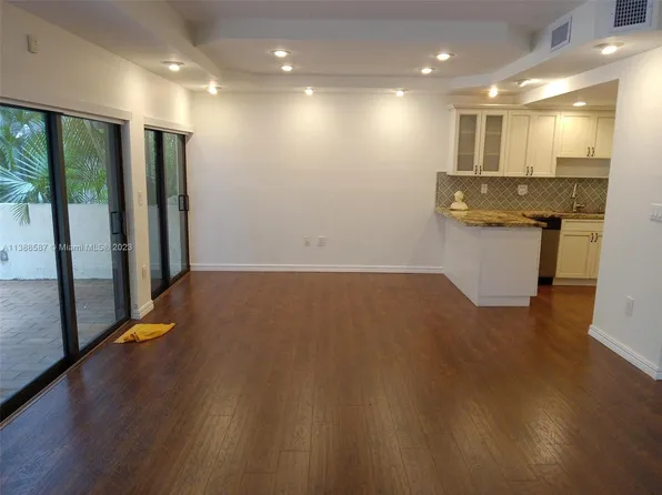 2430 Brickell Ave APT 107A, Miami, FL 33129