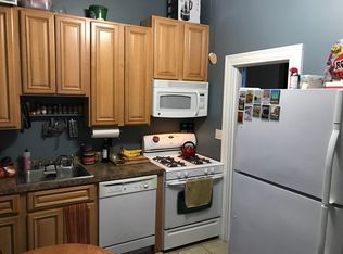 182 Camp St APT 8, Providence, RI 02906