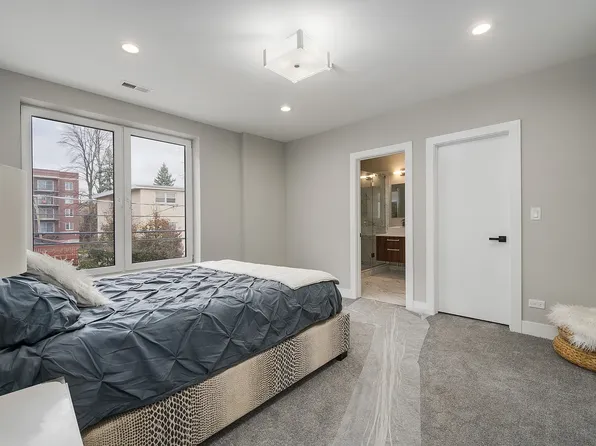 1300 Jefferson St, Des Plaines, IL