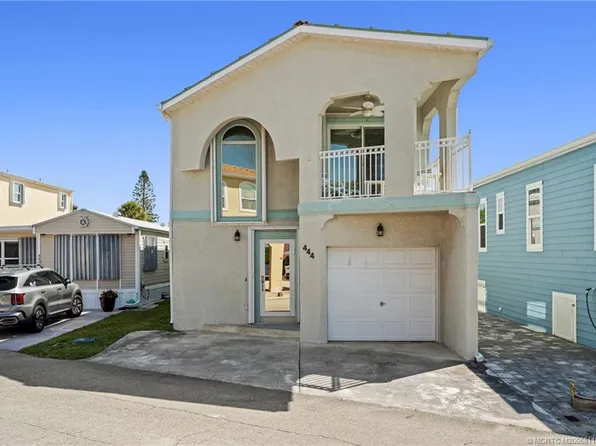444 Nettles Blvd, Jensen Beach, FL 34957