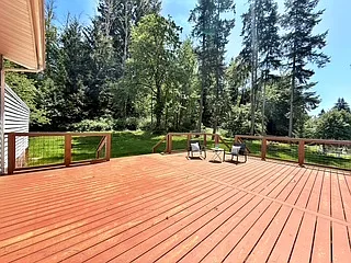 450 NE Riverhill Dr — Photo 20