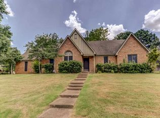 1368 Fox Trace Dr, Cordova, TN 38016