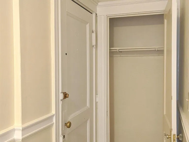 6 Craigie Cir #23 — Photo 5