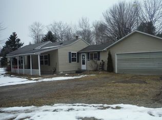 2161 E Almeda Beach Rd, Pinconning, MI 48650