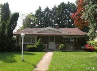 951 Glenwood St, Emmaus, PA 18049