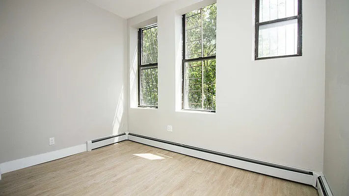 Rented by Nooklyn NYC LLC | media 24