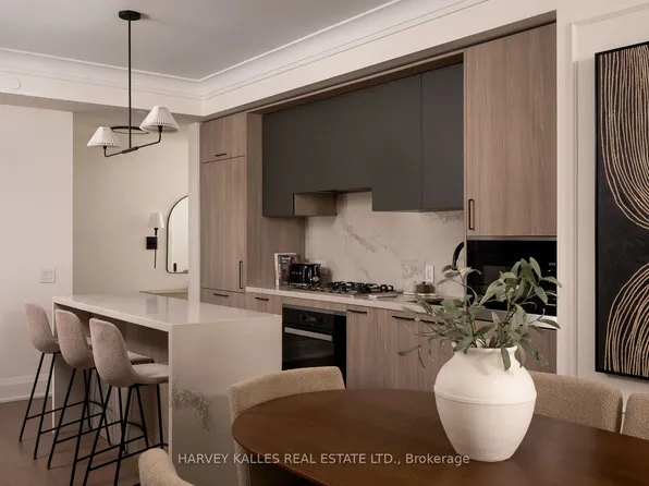 123 Portland St #1102, Toronto, ON M5V 0V9
