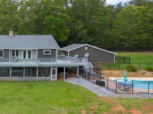 22 Seamans Cir, Buena Vista, VA 24416
