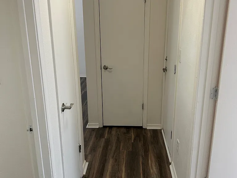 52 Callan Ct — Photo 8
