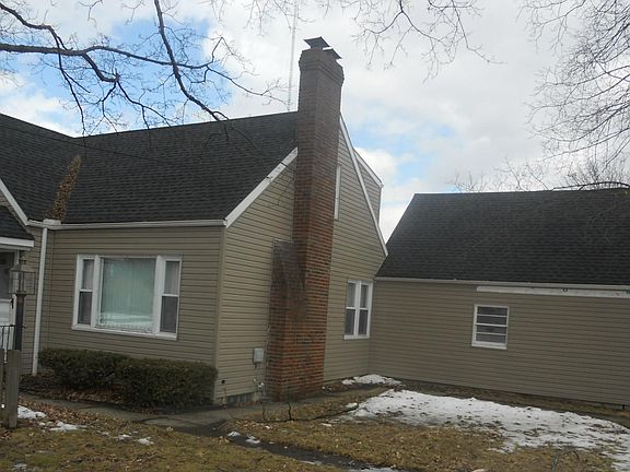 2nd image of 4597 Waseka Ln