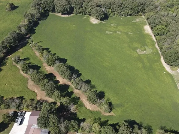 203 Peace And Harmony Rd, Gleason, TN 38229