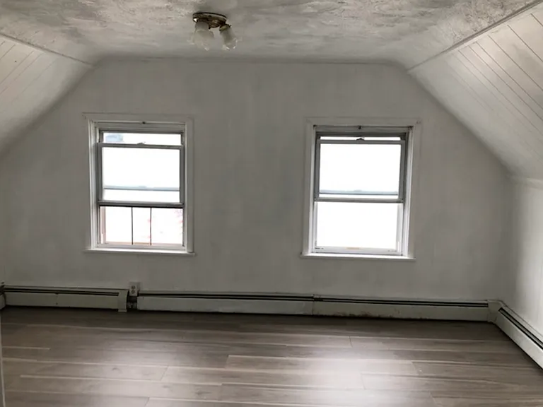 102 Rolfe Sq #3F — Photo 3