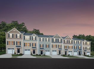 35290 Sara Ct, Locust Grove, VA 22508