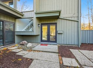 702-22 Fairington Dr, Aurora, OH 44202