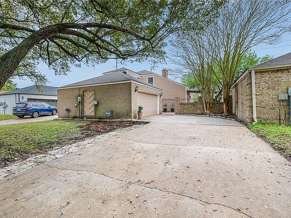 2nd image of 8118 Butler Ridge Dr