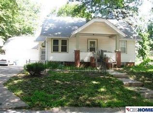 7614 Maywood St, Ralston, NE 68127