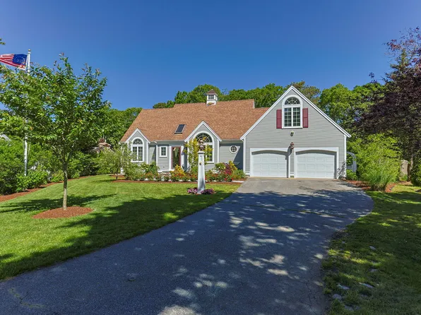 15 Camrose Court, Hyannis, MA 02601