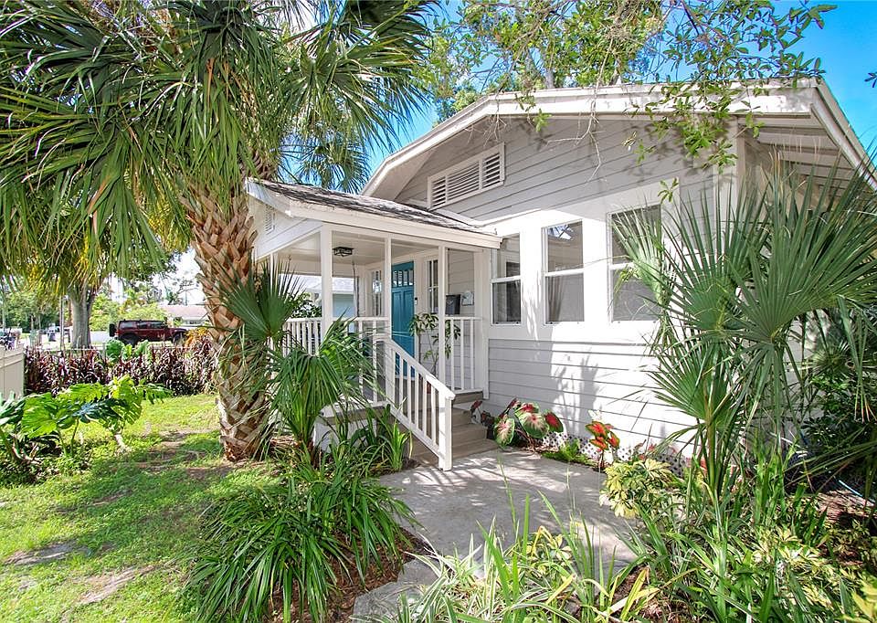 1st image of 3810 N DARWIN AVENUE