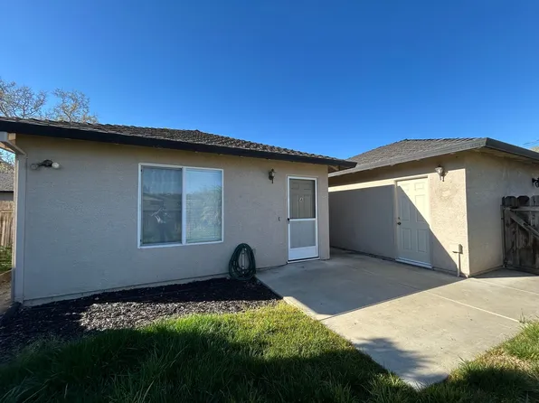 450 B St, Hollister, CA 95023