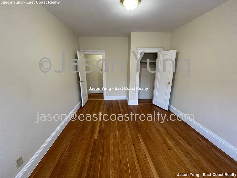 55 Linden St #8 — Photo 9
