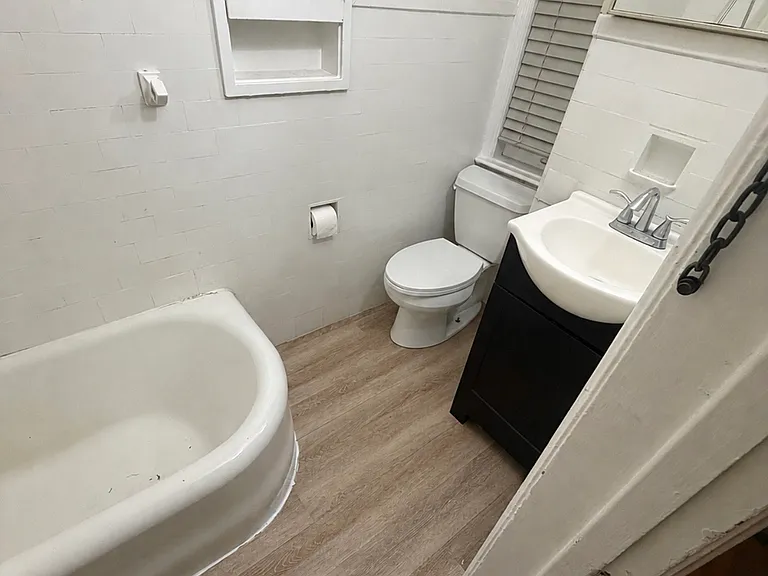 242 Norwood Ave #2 — Photo 6