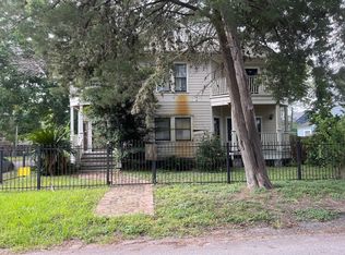 420 E 26th St, Houston, TX 77008