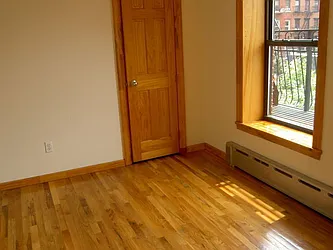 Rented by Ready Group