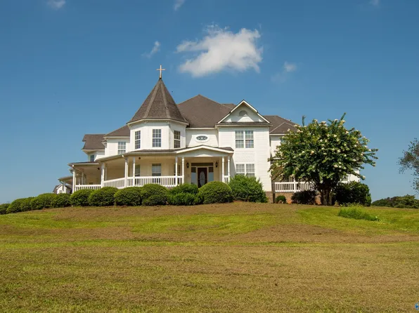 10674 Wall Triana Hwy, Toney, AL 35773