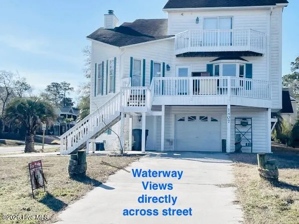 1407 E Yacht Drive, Oak Island, NC 28465