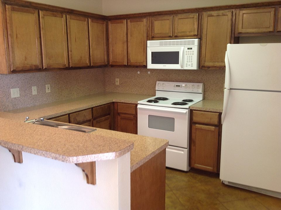 2nd image of 3025 Clydesdale Way