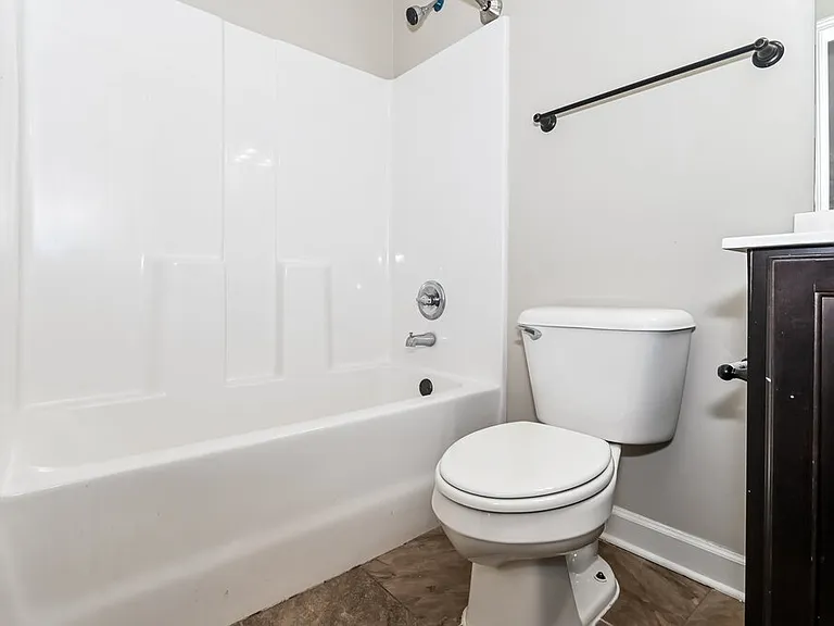 1405 Switzer Cv — Photo 15