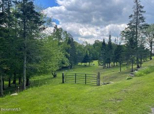 1130 Main Rd, Savoy, MA 01256