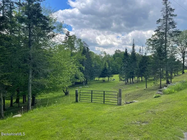 1130 Main Rd, Savoy, MA 01256