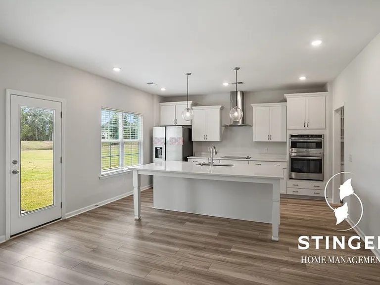103 Grange Ln — Photo 10